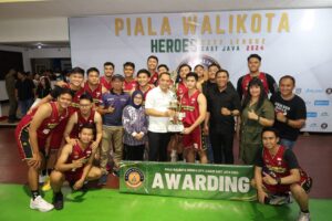 Piala Walikota Heroes City League East Java 2024 Resmi Ditutup, Wali Kota Eri Apresiasi Talenta Basket Surabaya