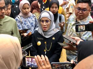 Restu Novi Widiani Menjabat Wali Kota Surabaya
