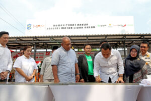 Pemkot Surabaya gandeng Berbagai Perusahaan, Luncurkan 3 Rumah Padat Karya Bengkel Pitstop Sekaligus