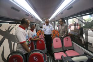 Urai Kemacetan, Pemkot Surabaya Luncurkan Bus Listrik dan Tambah Armada Wira Wiri