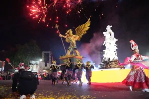 Tahun Ketiga Tuban Specta Night Carnival Berlangsung Spektakuler