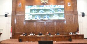 Rapat Paripurna DPRD Bojonegoro Terkait Jawaban Bupati atas Pandangan Fraksi