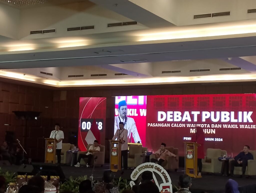 Debat Pilkada 2024, Paslon Bonus Paparkan Visi Wujudkan Kota Madiun Maju dan Berdaya Saing