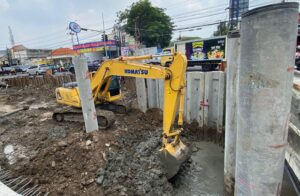 Urai Kemacetan, Proyek Jalan Menganti Wiyung – Babatan Unesa Surabaya Ditarget Rampung Desember