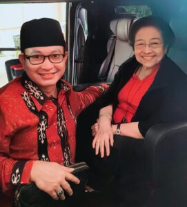 Arus Balik Dukungan Tak Terbendung, Risma-Gus Hans Diyakini Memimpin Jatim