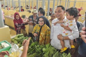 Jadi Pilot Project Pasar Modern di Surabaya, Wali Kota Eri Cahyadi Resmikan Pasar Karah Baru