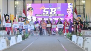 Lomba Wanita Inspiratif dan Peragaan Busana Semarakan Puncak HUT ke-58 GOW Kota Surabaya