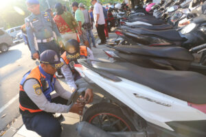Jukir Ampel Tarik Uang Karcis Lebihi Ketentuan, Dishub Kota Surabaya Tindak Tegas
