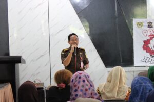 Pemkot Surabaya dan Bea Cukai Sosialisasikan Gempur Rokok Ilegal, Minta Warga Lapor Jika Temukan Penjualan
