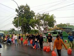 Keluarga Besar Musisi dan Pemilik Sound System Kedungadem Berbagi dan Buka Puasa Bersama