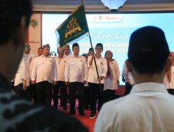 Bupati Mojokerto Al Barra Lantik Pengurus Kadin