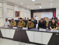 Bupati Jombang bersama Wabup Mengikuti Rakor TPID Virtual dari Ruang Media Center