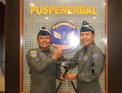 Danpuspenerbal Menerima Courtesy Call Panglima Komando Armada ll