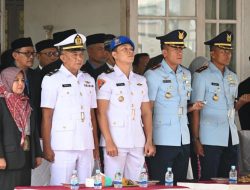 Paurharsatap Lanudal Sabang Menghadiri Upacara Peringatan Hari Pendidikan Nasional Tahun 2025 Di Halaman Kantor Wali Kota Sabang
