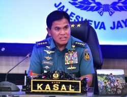 Kepala Staf Angkatan Laut Laksamana TNI Dr. Muhammad Ali,SE,M,,M,M,Tr,Opsla, Memberikan Pembekalan Kepada 12 Calon Peserta Pendidikan Pemantapan Pimpinan Nasional Lemhannas RI Angkatan XXV TA 2025