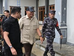 DanLanudal Juanda menyambut kedatangan Menteri Pertahanan Republik Indonesia Dalam Rangka Melaksanakan Kunjungan Kerja Di Wilayah Prov. Jawa Timur