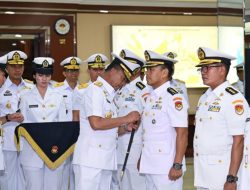 Pangkoarmada RI Memimpin Upacara Serah Terima Jabatan Tiga Jabatan Strategis