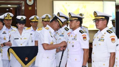 Pangkoarmada RI Memimpin Upacara Serah Terima Jabatan Tiga Jabatan Strategis