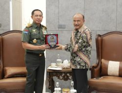 Panglima TNI Menerima Audiensi Delegasi Senior Advisory Group Atau Dewan Pembimbing Senior IKAHAN