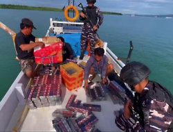 Pangkalan TNI AL Kotabaru Berhasil Menggagalkan Upaya Penyelundupan Rokok Ilegal Di Wilayah Perairan Selat Laut Kabupaten Kotabaru, Kalimantan Selatan