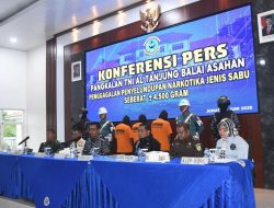 Pangkalan TNI AL Tanjung Balai Asahan Menggagalkan Upaya Penyelundupan Narkotika Jenis Sabu Seberat Kurang lebih 4.500 Gram Di Dermaga Belacan Tradisional
