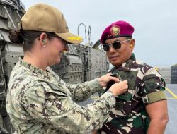 Dankormar Menerima Brevet Kehormatan Dari Satuan Elite Angkatan Laut Amerika Serikat, Assault Craft Unit 5