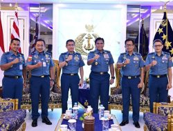 Kepala Staf Angkatan Laut Laksamana TNI Dr. Muhammad Ali,SE,M,,M,M,Tr,Opsla,Memberikan Pembekalan Kepada Calon Atase Pertahanan RI Yang Akan Diberangkatkan Ke Medan Tugas