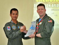 Sejumlah Penerbang TNI AL Mengikuti Subject Matter Expert Exchange Jelang Latihan Bersama CARAT 2025 Di Puslatkaprang Kolat Koarmada 2