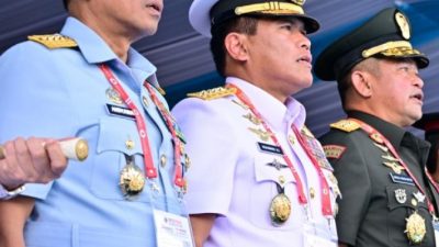Kepala Staf Angkatan Laut Laksamana TNI Dr. Muhammad Ali,SE,M,,M,M,Tr,Opsla, Menghadiri Peresmian Pembukaan Pameran Alutsista Indo Defence 2024 Expo Dan Forum Oleh Presiden RI Prabowo Subianto Di JIExpo, Kemayoran, Jakarta