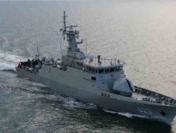 KRI Kapak-625 Melaksanakan Latihan Penembakan Senjata Di Wilayah Perairan Laut Maluku