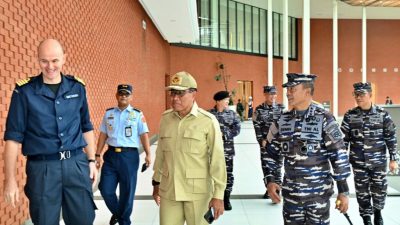 Pangkoarmada RI Mendampingi Wamenhan RI Menghxxadiri Distinguished Visitor Day Yang Bertempat Di Atas Kapal Induk Inggris, HMS Prince Of Wales