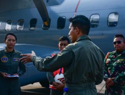 TNI Angkatan Laut Mengerahkan Pesawat CN 235-220 Dari Skuadron Udara 800 Wing Udara 2 Puspenerbal Mendukung Operasi Pencarian KMP Tunu Pratama Jaya Di Selat Bali