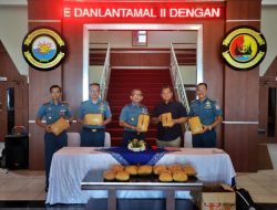 Pos TNI AL Natal Dari Jajaran Komando Armada I Berhasil Menggagalkan Penyelundupan 15 Bungkus Narkoba Jenis Ganja Di Perairan Natal Sumatera Utara