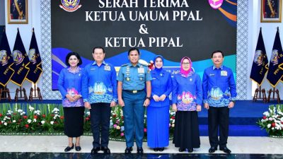 Kepala Staf Angkatan Laut Laksamana TNI Dr. Muhammad Ali,SE,M,,M,M,Tr,Opsla, Menghadiri Serah Terima Jabatan Ketum PPAL Dan Ketua Persatuan Istri Purnawirawan Angkatan Laut Masa Bakti 2025-2028