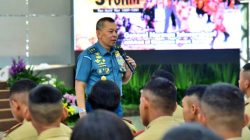 Menjelang Penutupan Pendidikan Taruna Sebanyak 433 Calon Perwira Remaja Angkatan Ke-70 Dan Ke-71 Bertempat Di Gedung Maspardi, Kampus AAL, Bumimoro
