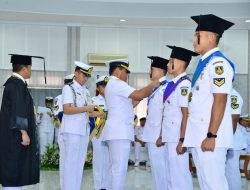Kepala Staf Angkatan Laut Laksamana TNI Dr. Muhammad Ali, S.E., M.M., M.Tr.Opsla., Pimpin Tupdik Dan Wisuda Pascasarjana, Sarjana Dan Diploma STTAL TA 2025