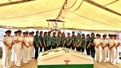 Srikandi TNI AL Menghadiri Panel Diskusi Women, Peace, And Security Yang Berlangsung Di Atas Kapal Latih Chili TS Esmeralda