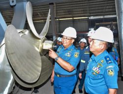 TNI AL Melaksanakan Kunjungan Kerja Ke Sejumlah Industri Galangan Kapal Nasional Di Wilayah Batam