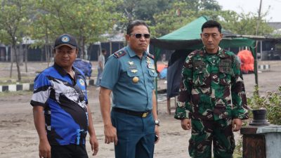 Danlantamal III Didampingi Wadan Melaksanakan Inspeksi Mendadak Ke Pos TNI AL Tanjung Pasir Dan Mengunjungi Rumah Pintar