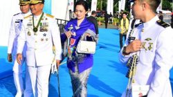 Wakil Kepala Staf Angkatan Laut Mewakili Kasal Laksamana TNI Dr. Muhammad Ali,SE,M,,M,M,Tr,Opsla, Menghadiri Upacara Puncak Peringatan Ke-79 Hari Bhayangkara