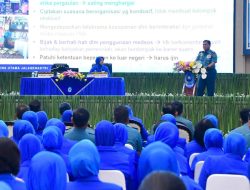 Kepala Staf Angkatan Laut Laksamana TNI Dr. Muhammad Ali,SE,,M,,M,M,Tr,Opsla, Memberi Pengarahan Peduli Kesejahteraan Prajurit Dan Keluarga Kadislitbangal