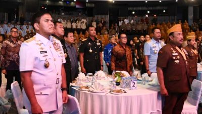 Kepala Staf Angkatan Laut Laksamana TNI Dr. Muhammad Ali,SE,,M,,M,M,Tr,Opsla, Mendampingi Menteri Pertahanan Republik Indonesia Menghadiri Acara Peringatan Hari Veteran Nasional Digelar Di Balai Sarbini